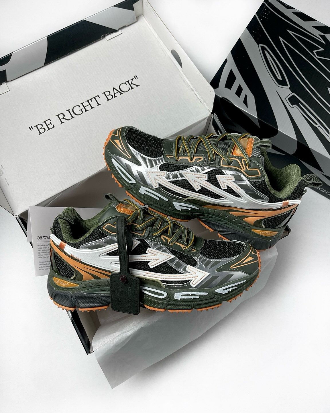 BRB Trainers in Green