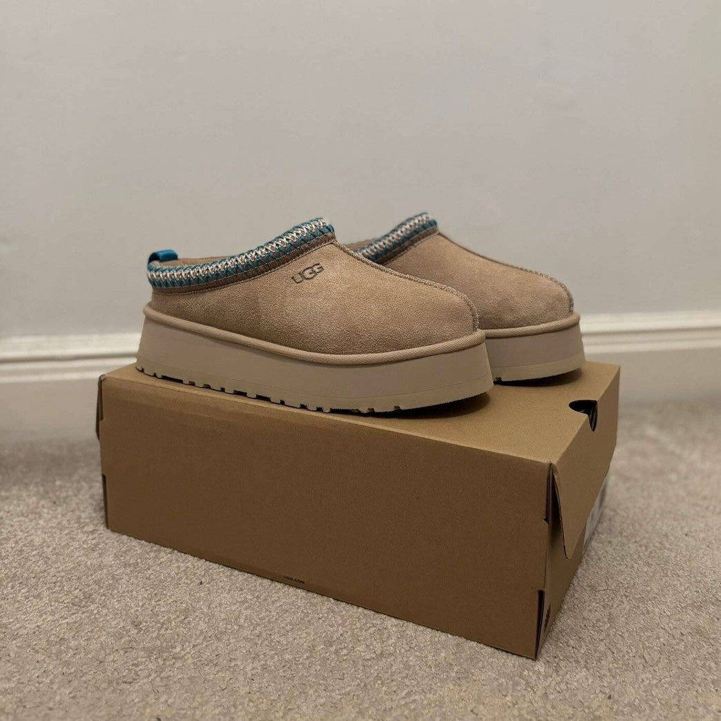 Tazz Slipper in Light Brown