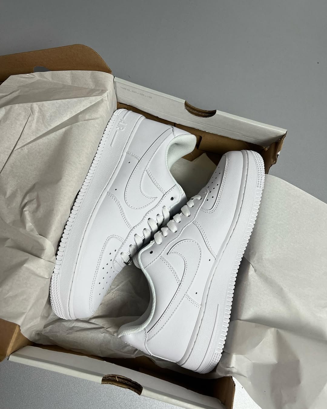 AF1 in White