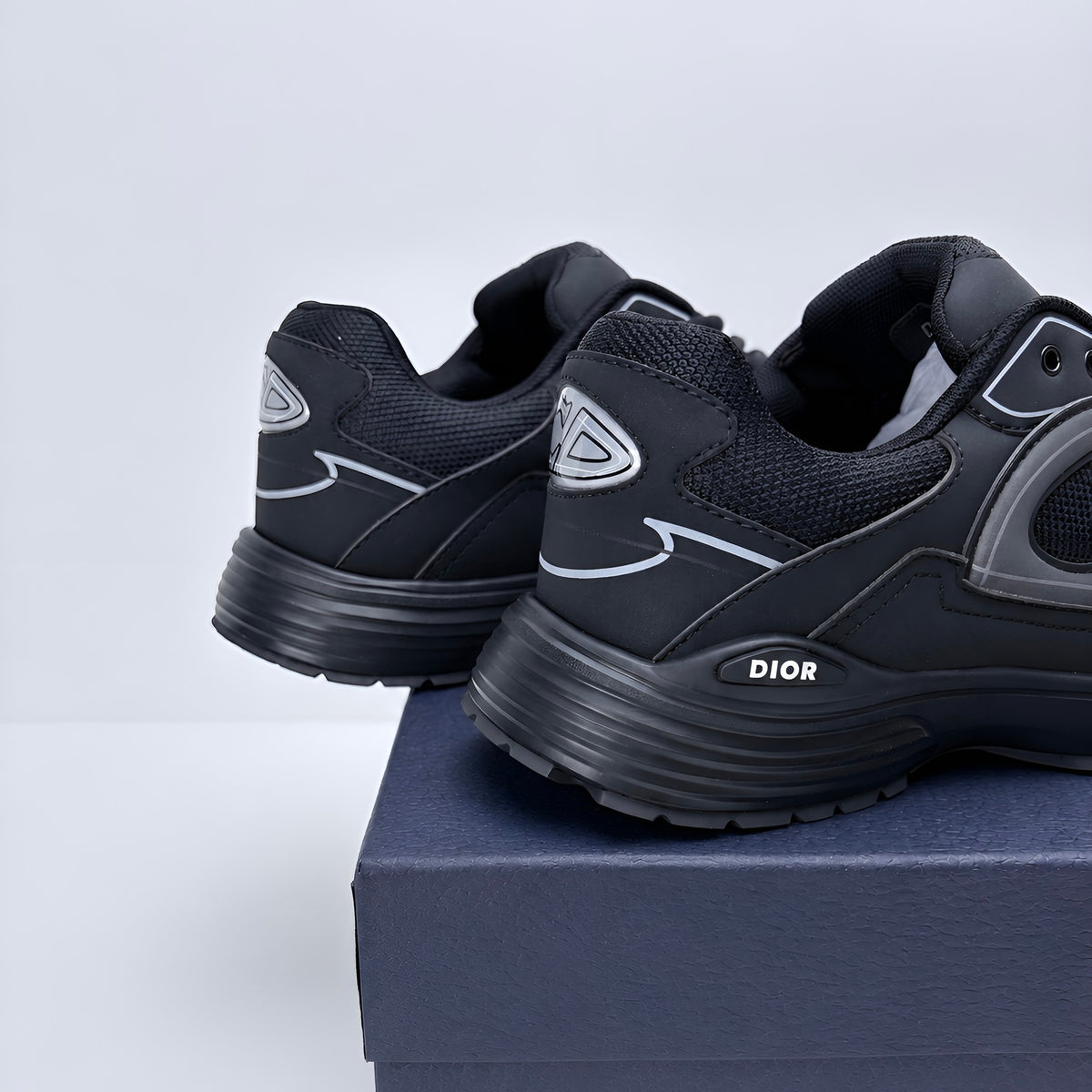 D Trainers 2 in Black