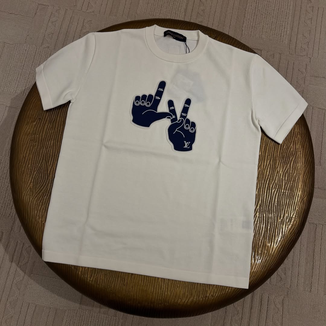 1V T-Shirt in White 5