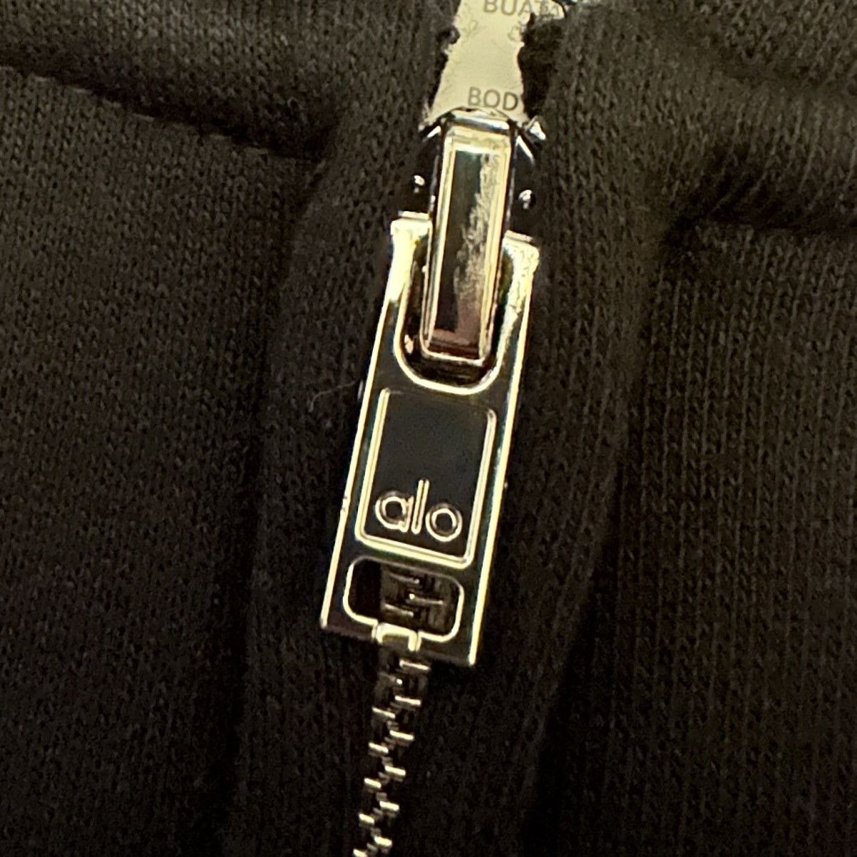 A** Zip Set in Black