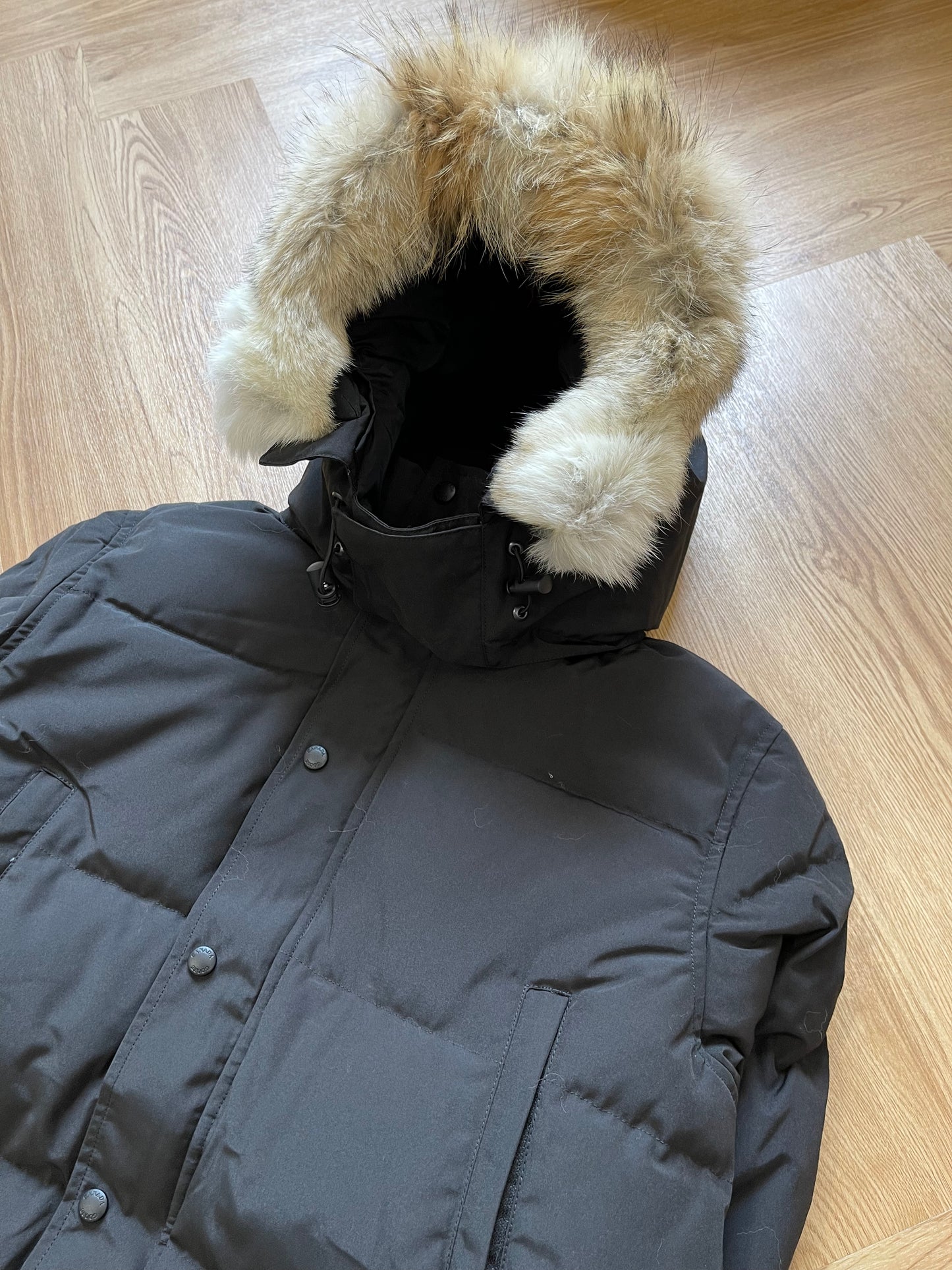 Down Jacket with Fur Black Badge