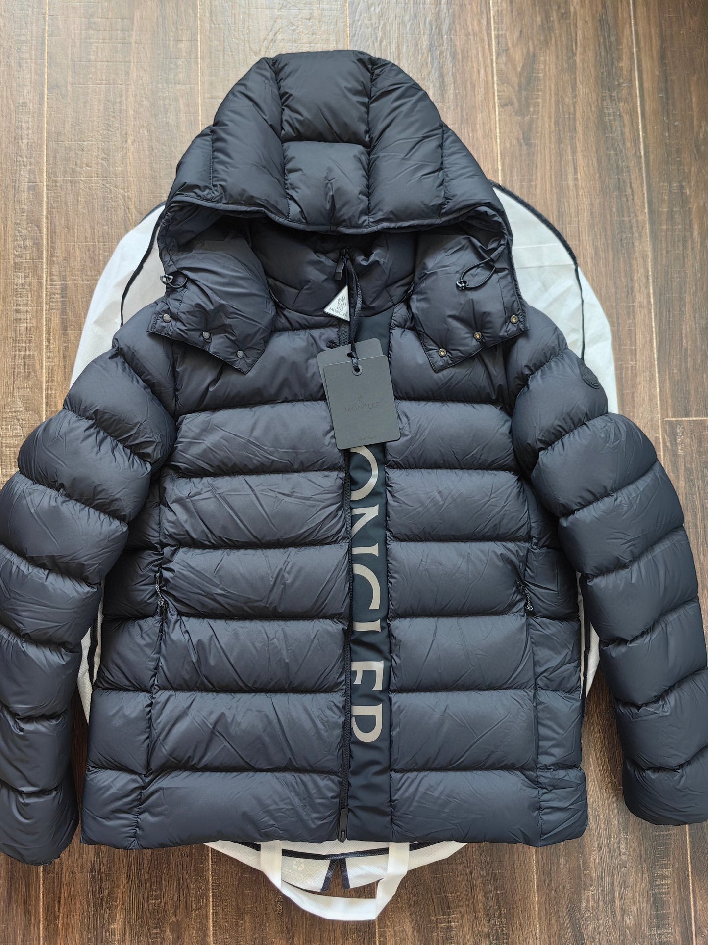 Ume Down Jacket in Black