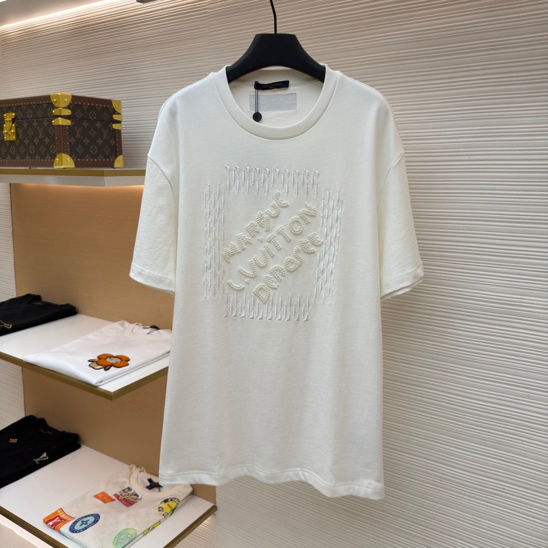1V T-Shirt in White 4