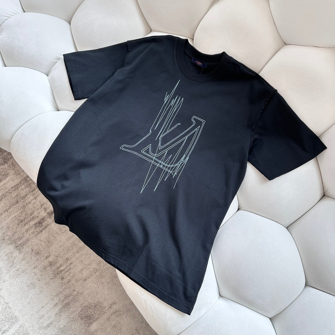 1V T-Shirt in Black