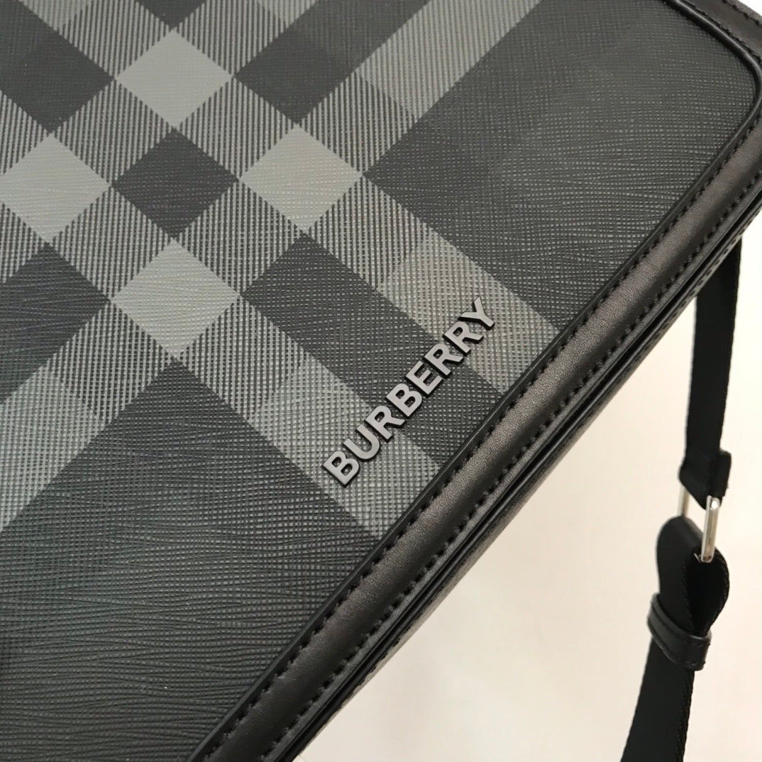 Check Messenger Bag 2