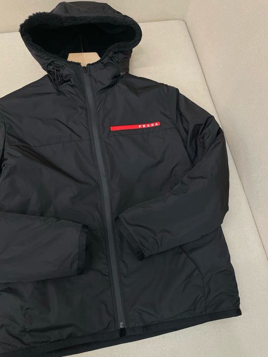 P Jacket in Black