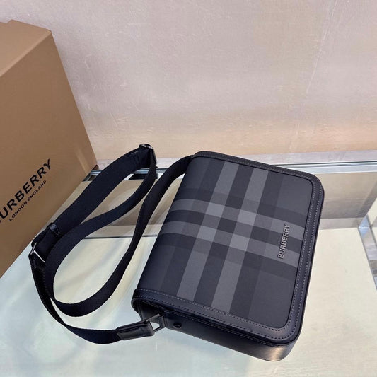 Check Messenger Bag 2