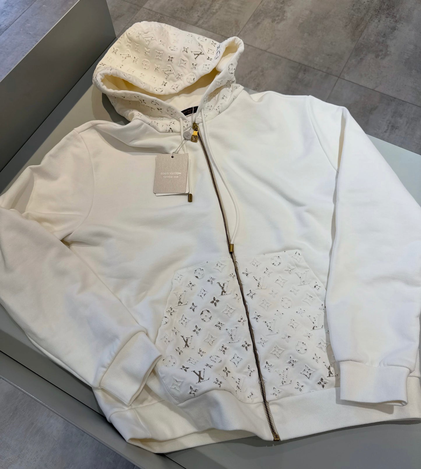 1V Hoodie in White