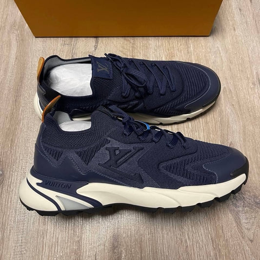 1V Runner in Navy