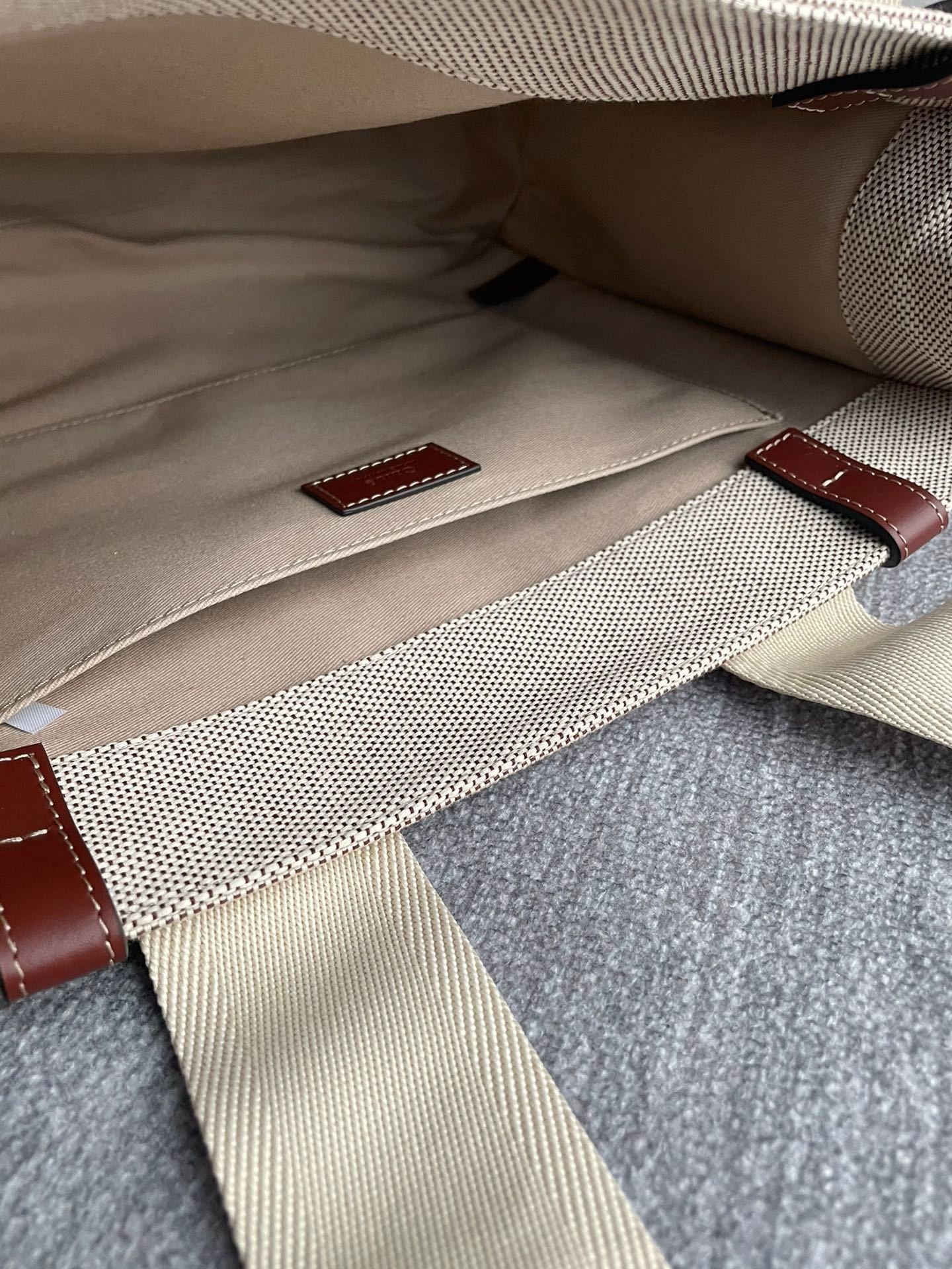 C Medium Tote Bag in Brown