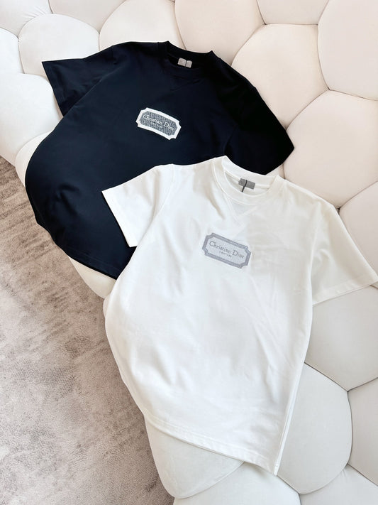 D T-Shirt
