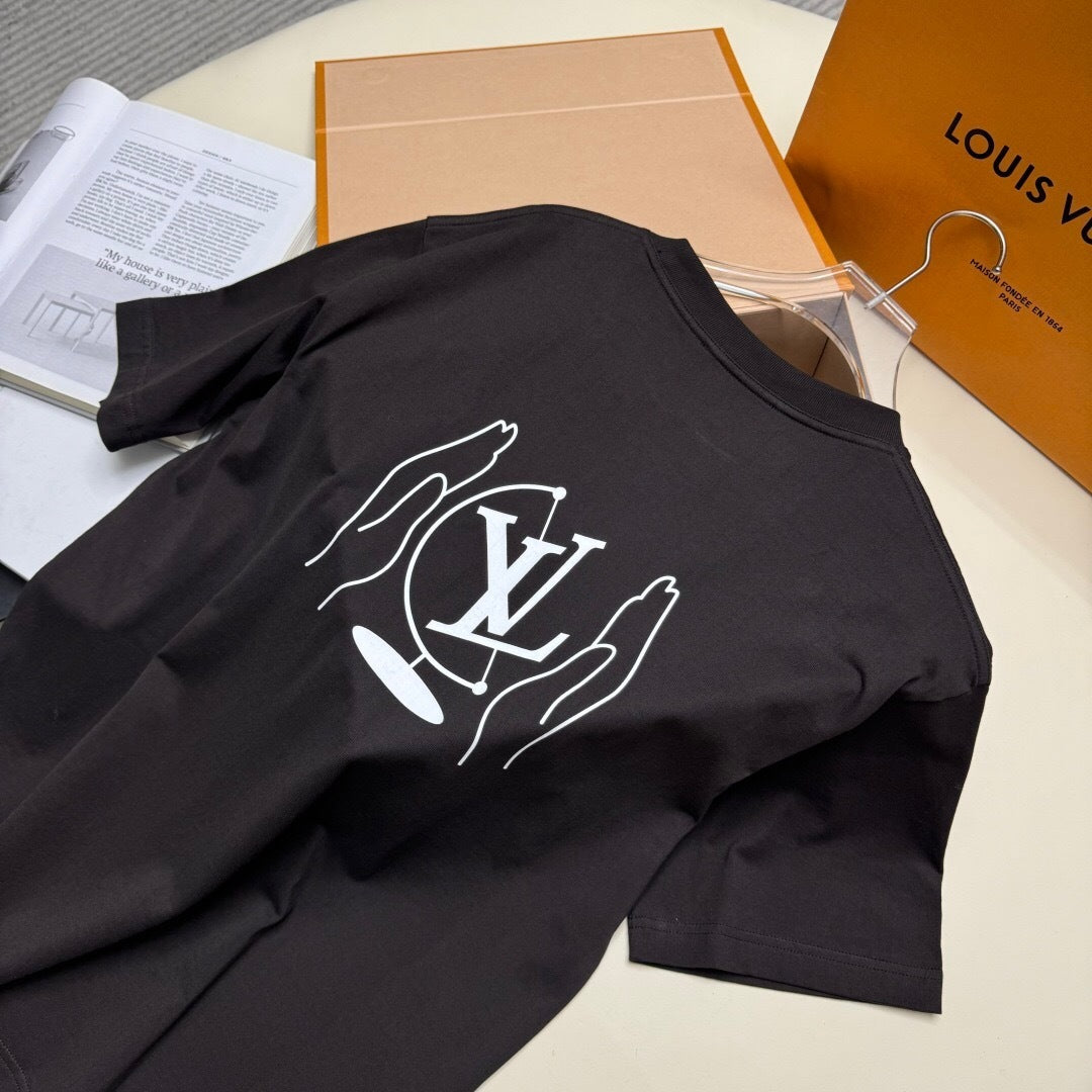 1V T-Shirt in Black 5