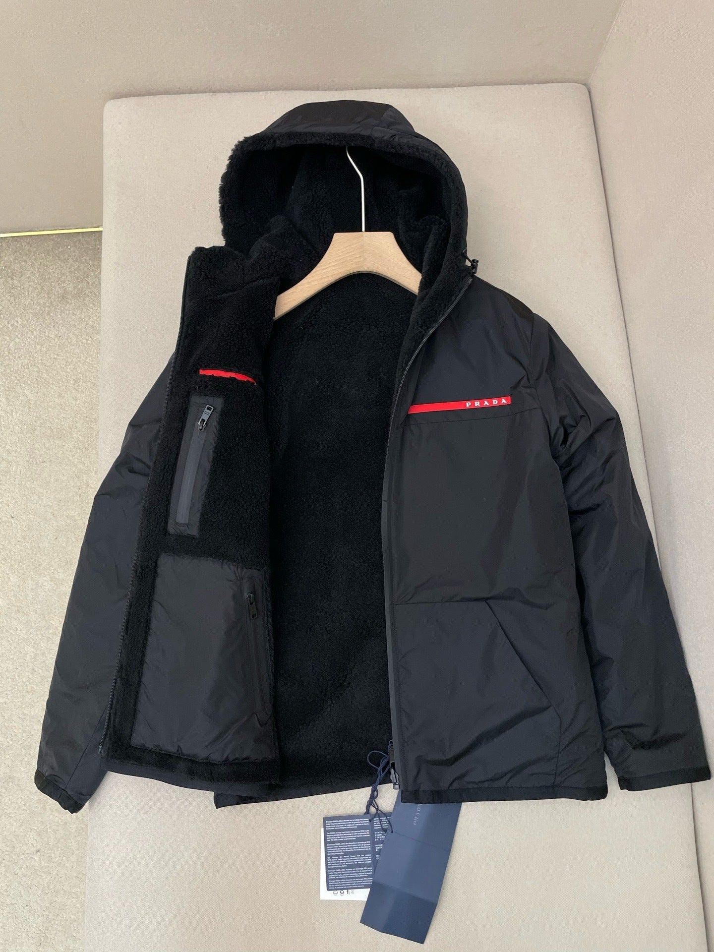 P Jacket in Black