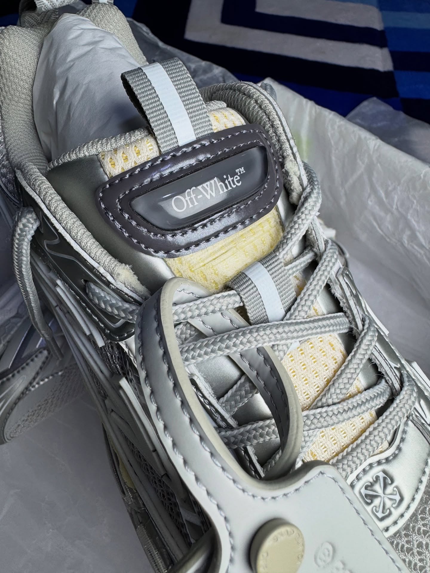 BRB Trainers in Silver