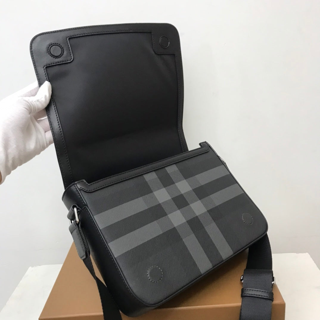 Check Messenger Bag 2