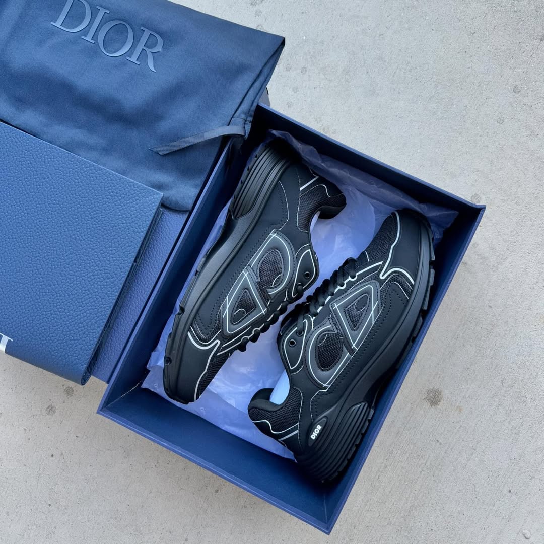 D Trainers 2 in Black