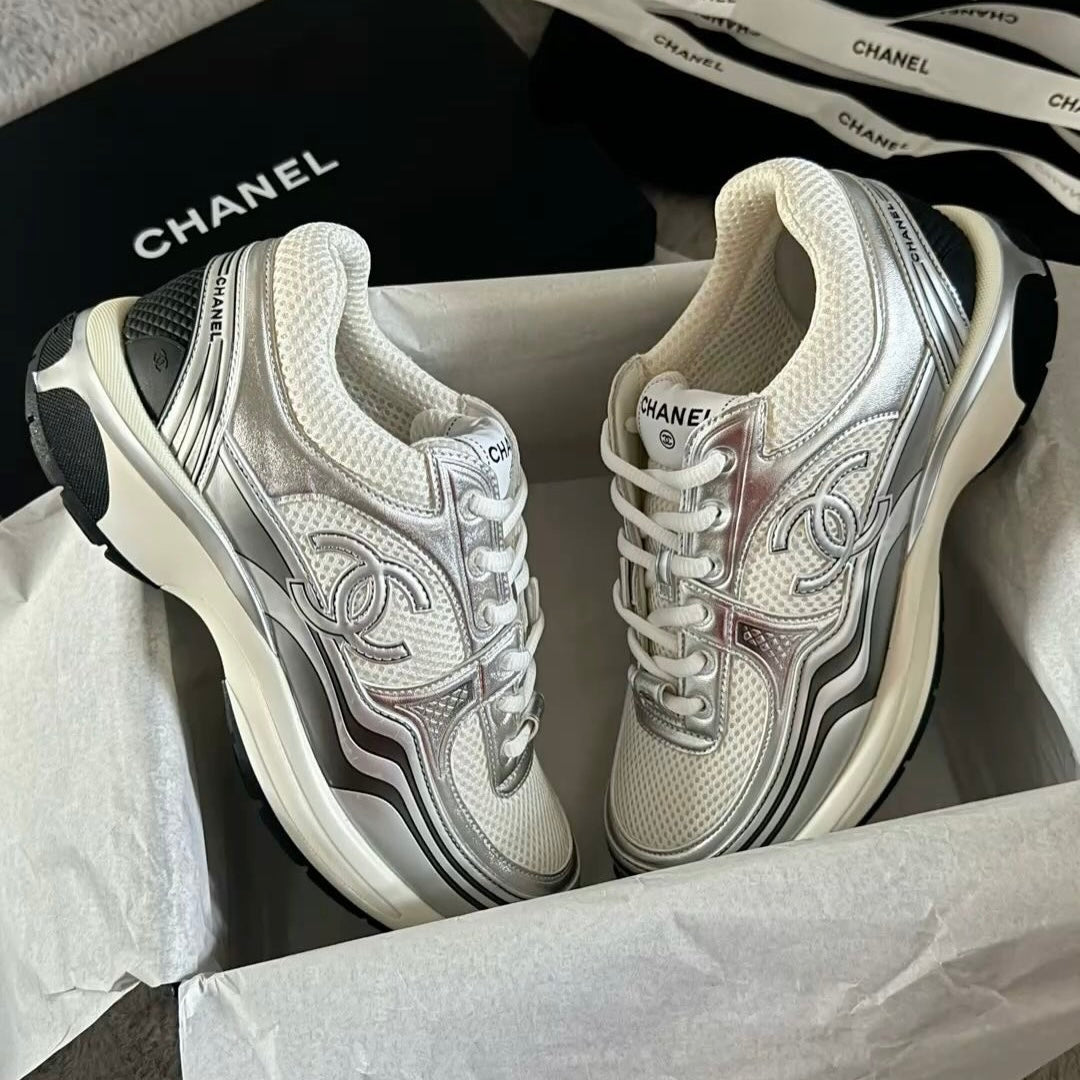 CC Trainers in White 2