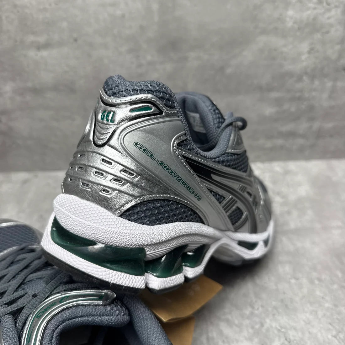 Gel 14 Trainers in Jasper Green