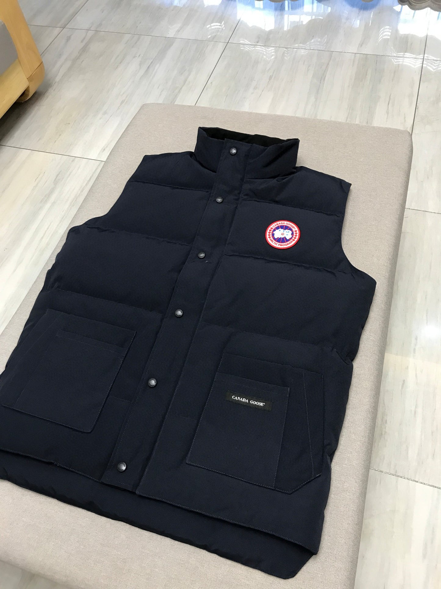 CG Gilet in Navy Blue