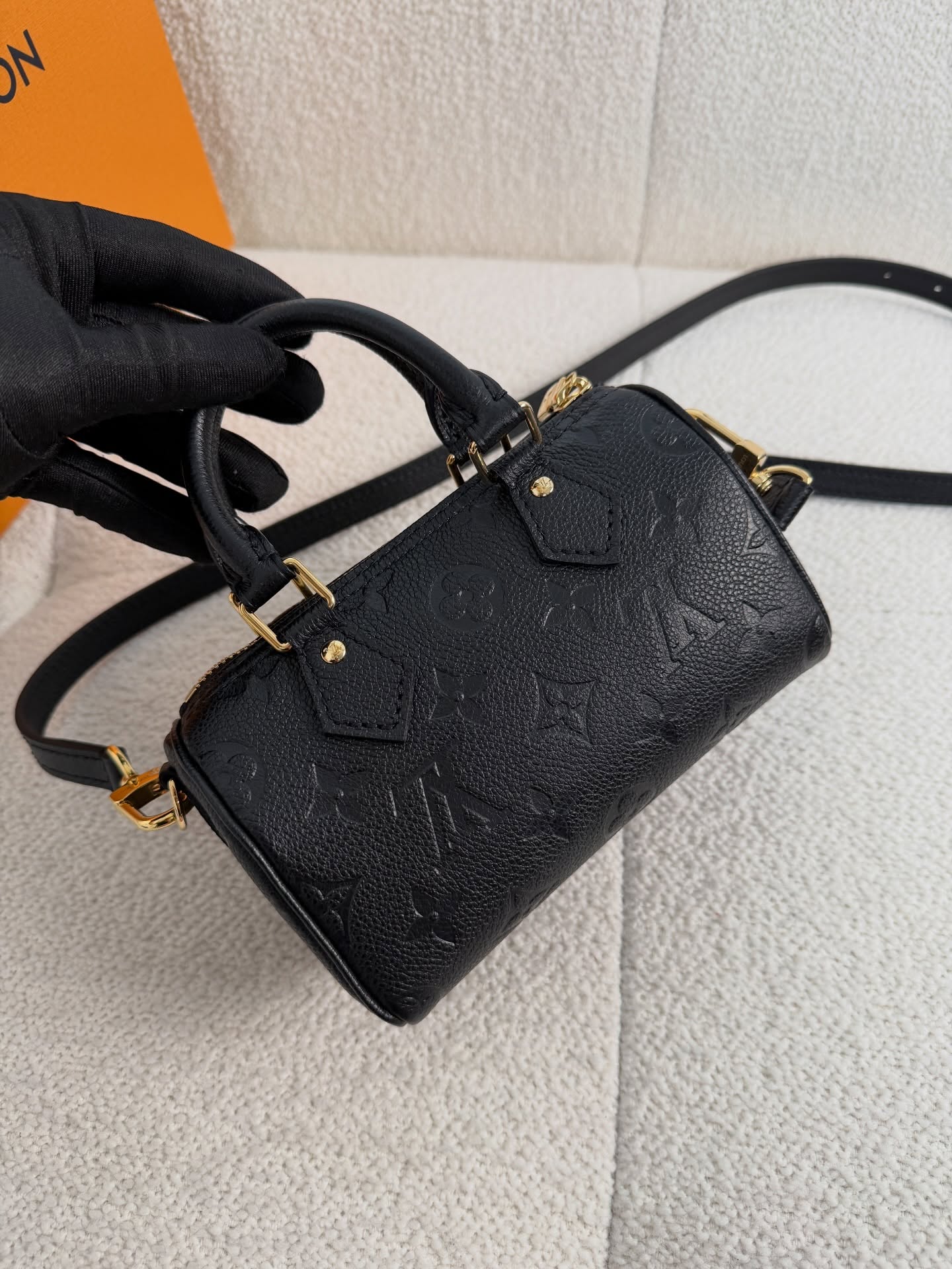 Nano Speedy in Black