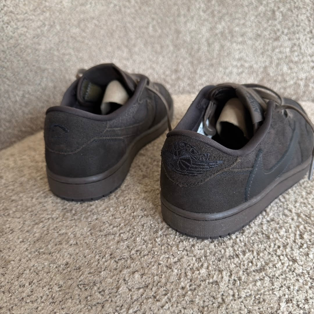 1s Low “Velvet Brown”