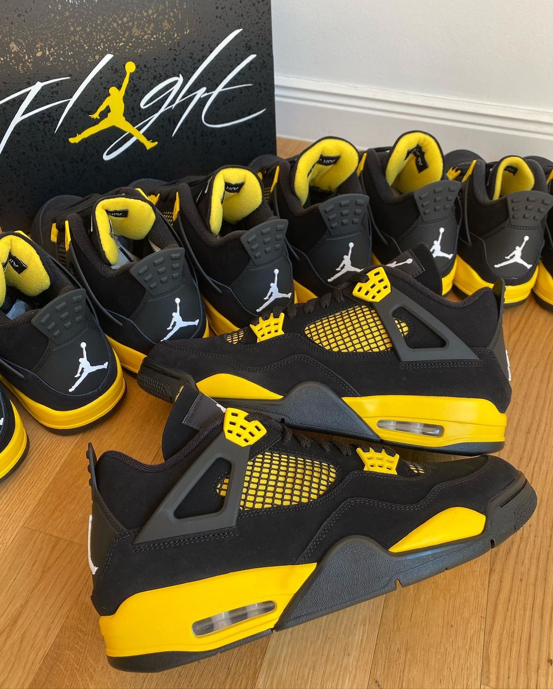 4s “Thunder” (AUTHENTIC GRADE QUALITY)