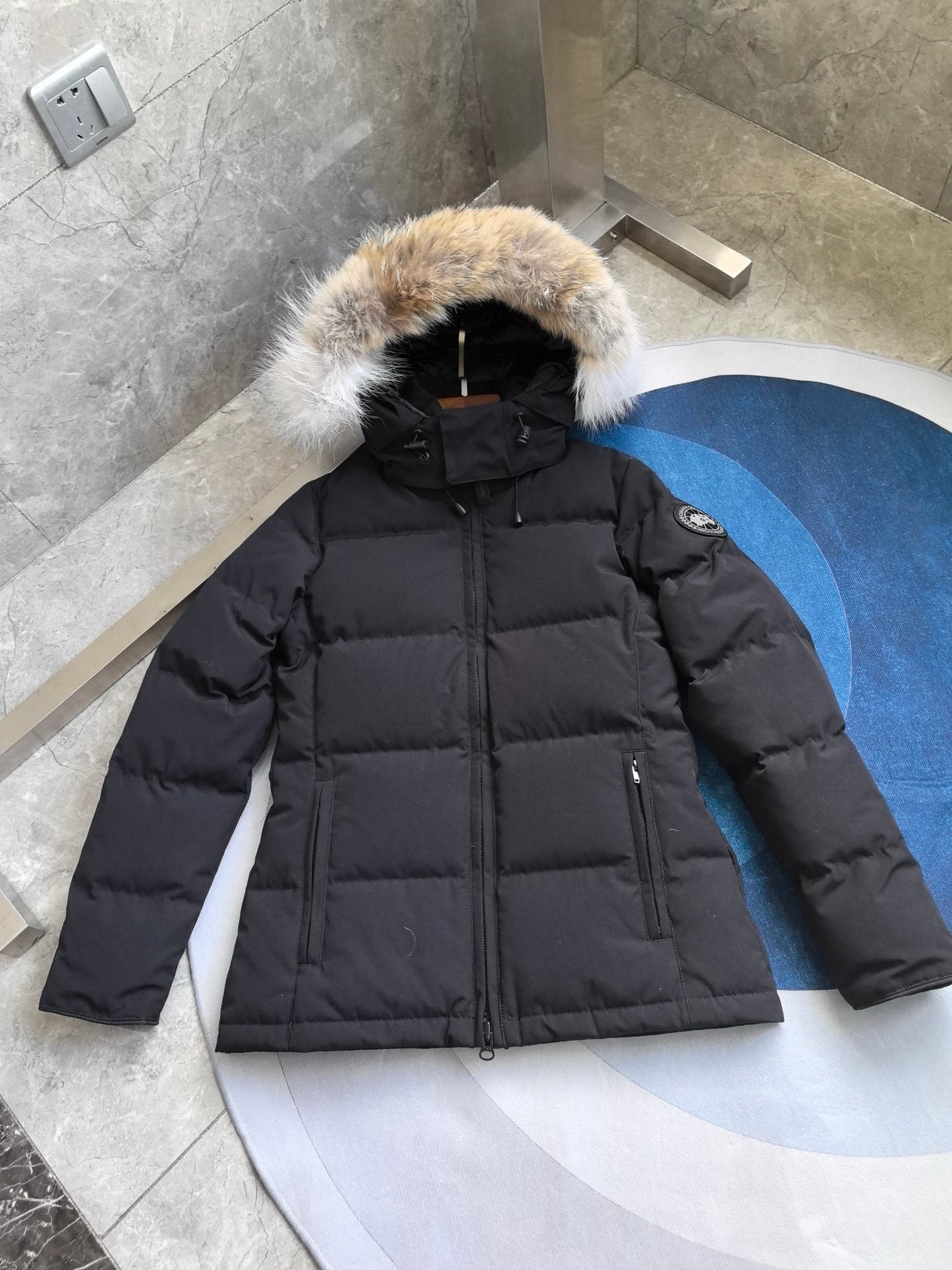 Women’s Down Jacket with Fur in Black(Black Badge)