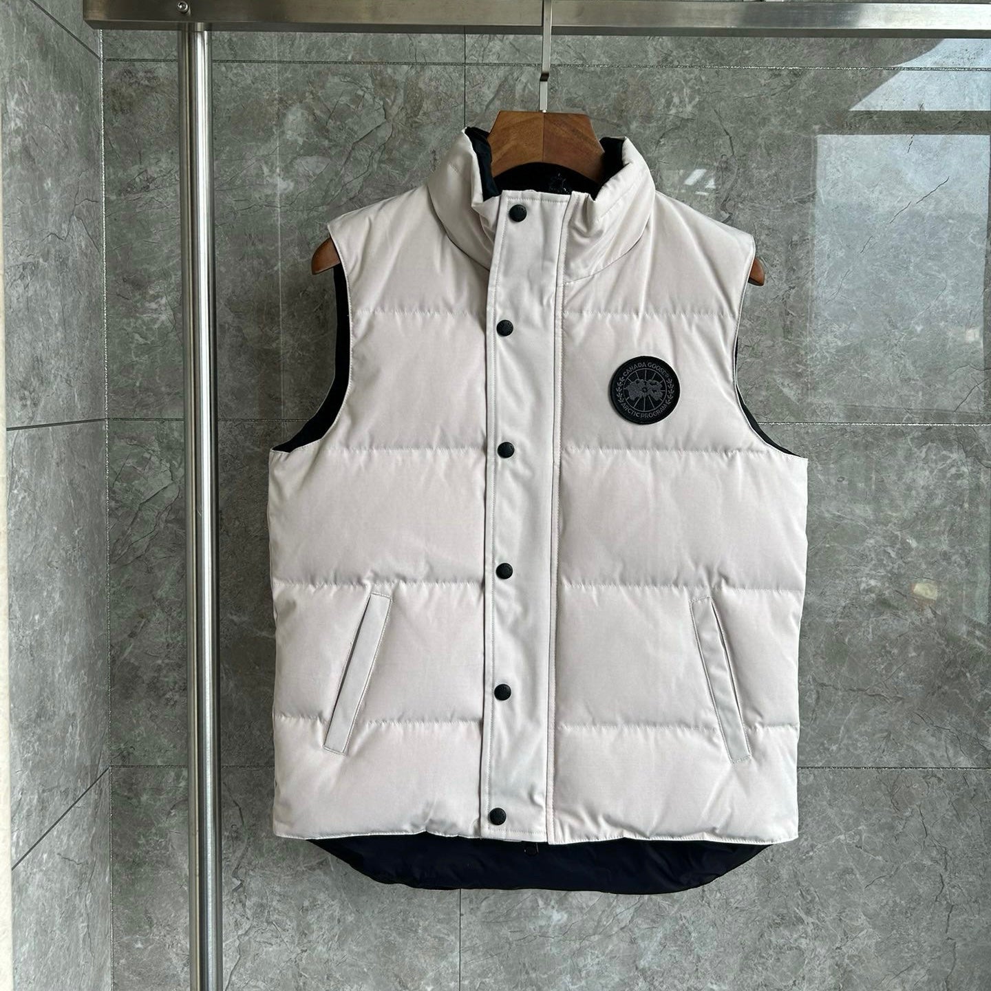 C Vest in White – Repz Plug