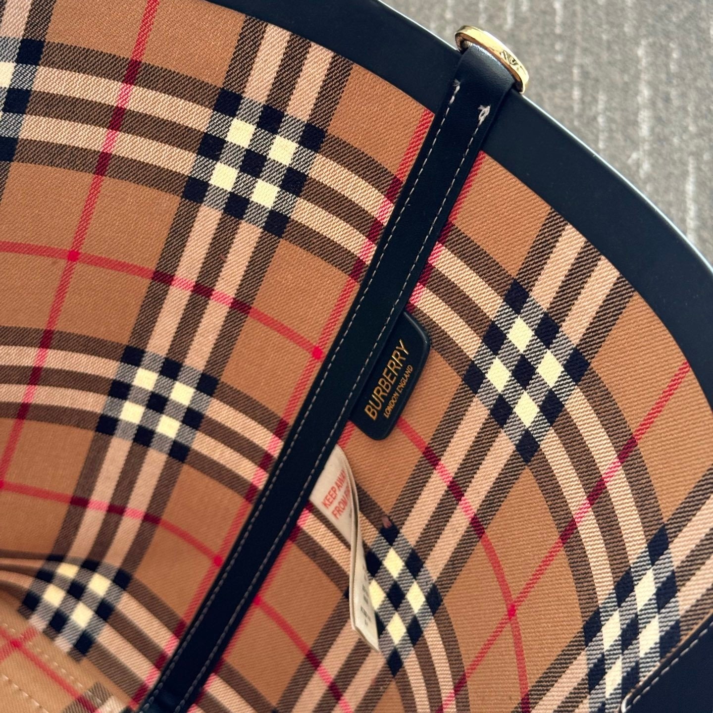 Check Label Print Tote Bag