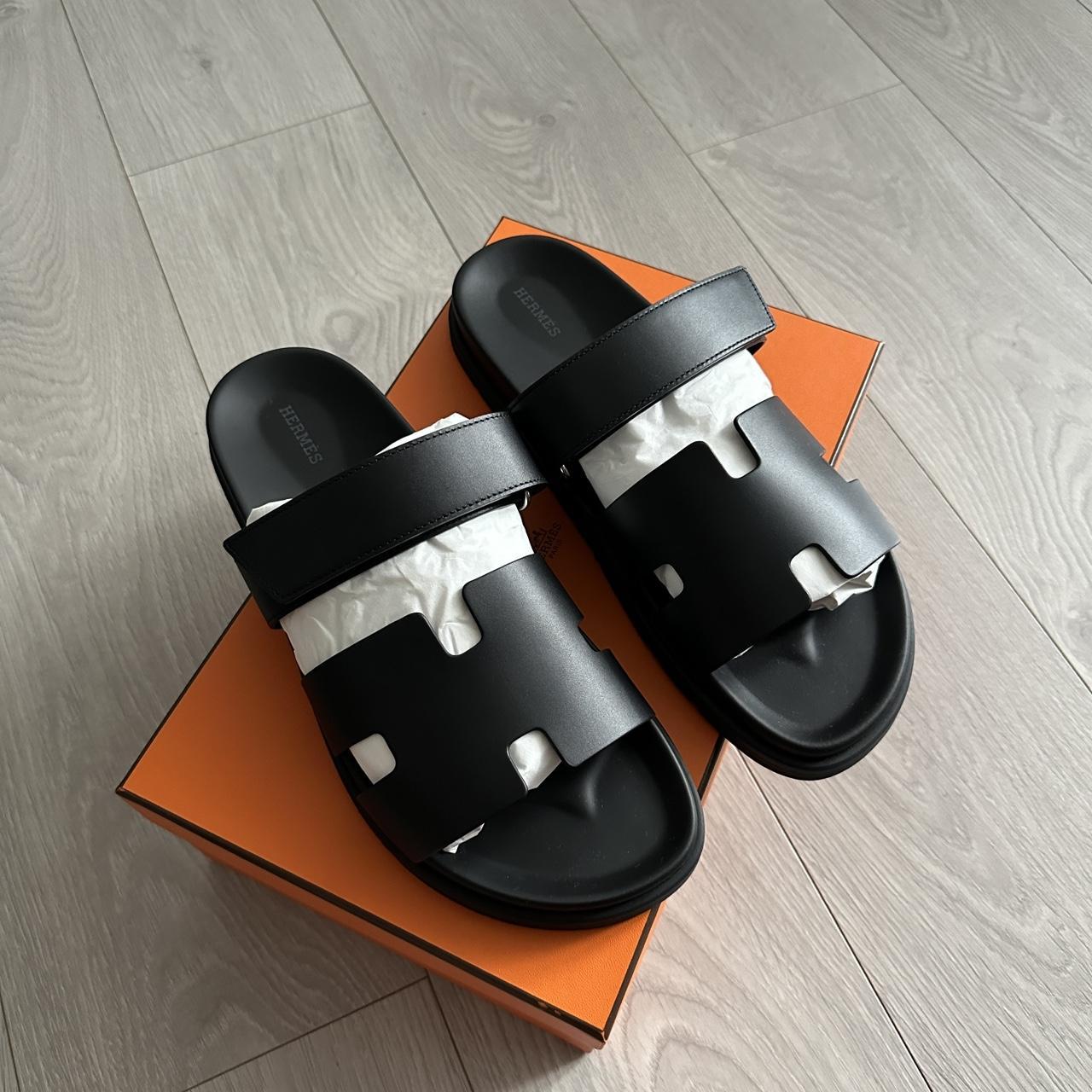 H Chypre Sandal in Black