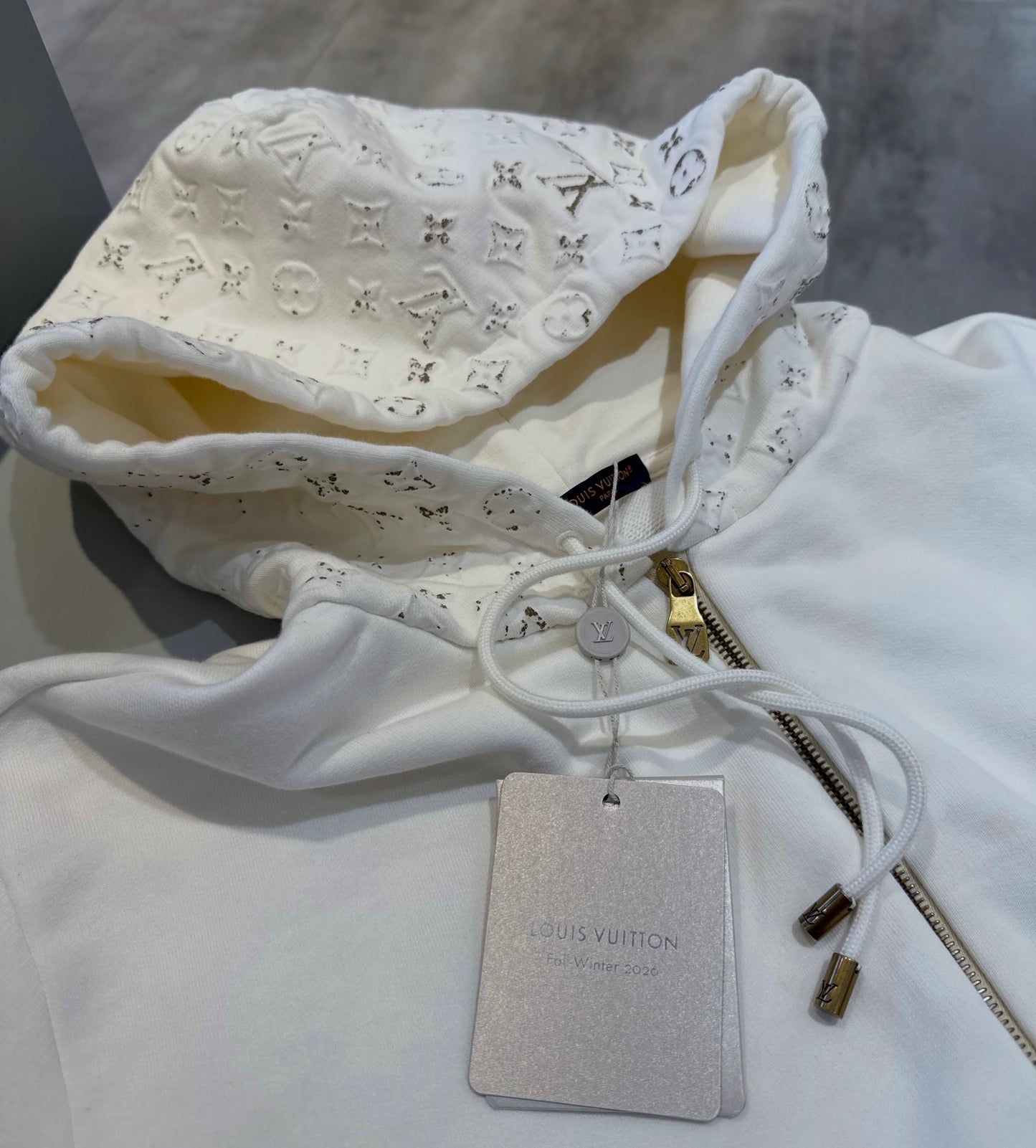 1V Hoodie in White