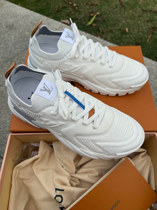 1V Runner in White