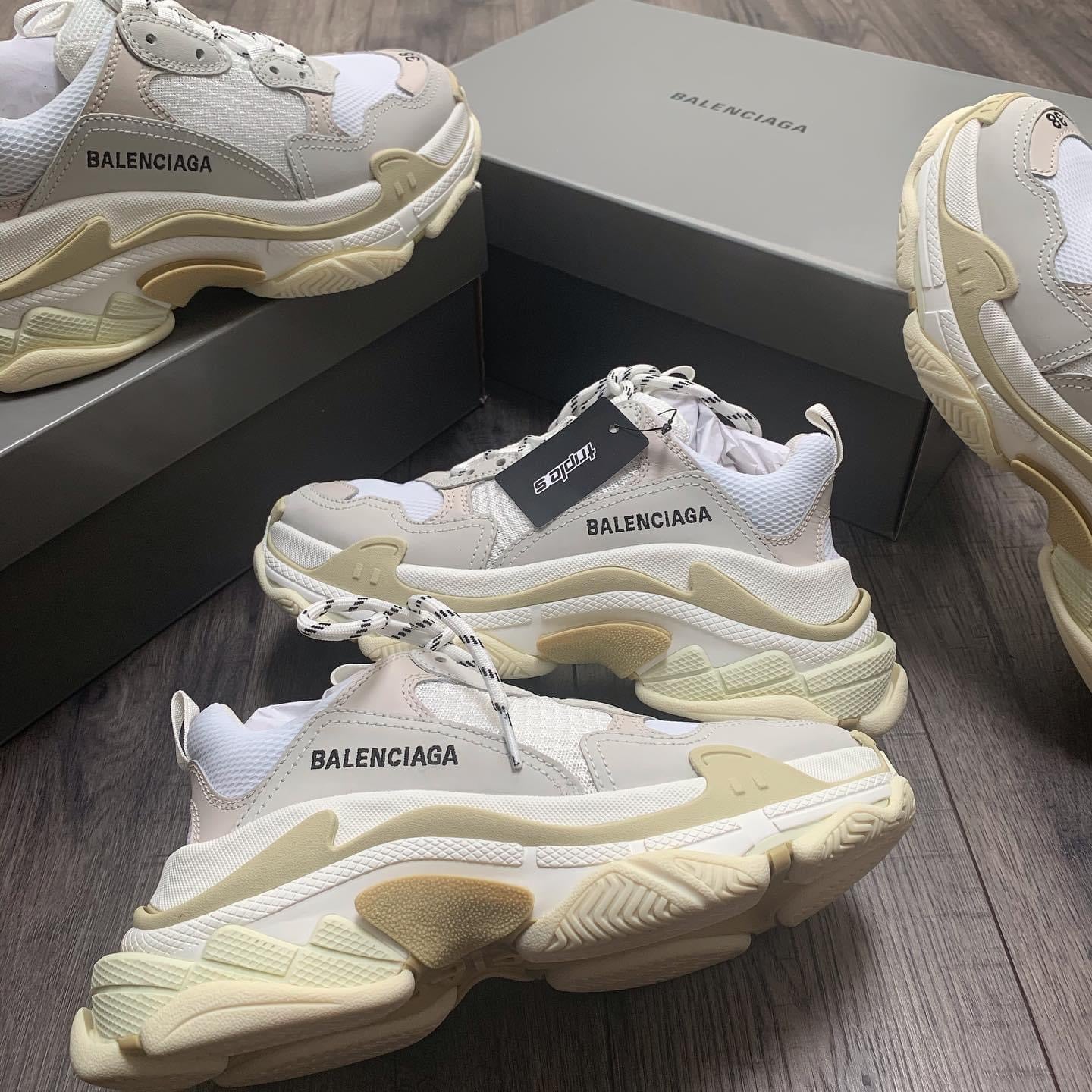 Triple S in White