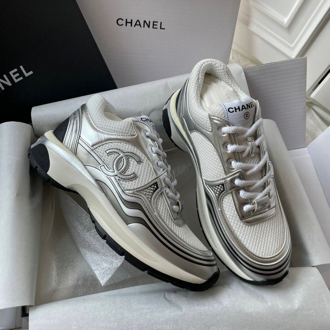 CC Trainers in White 2