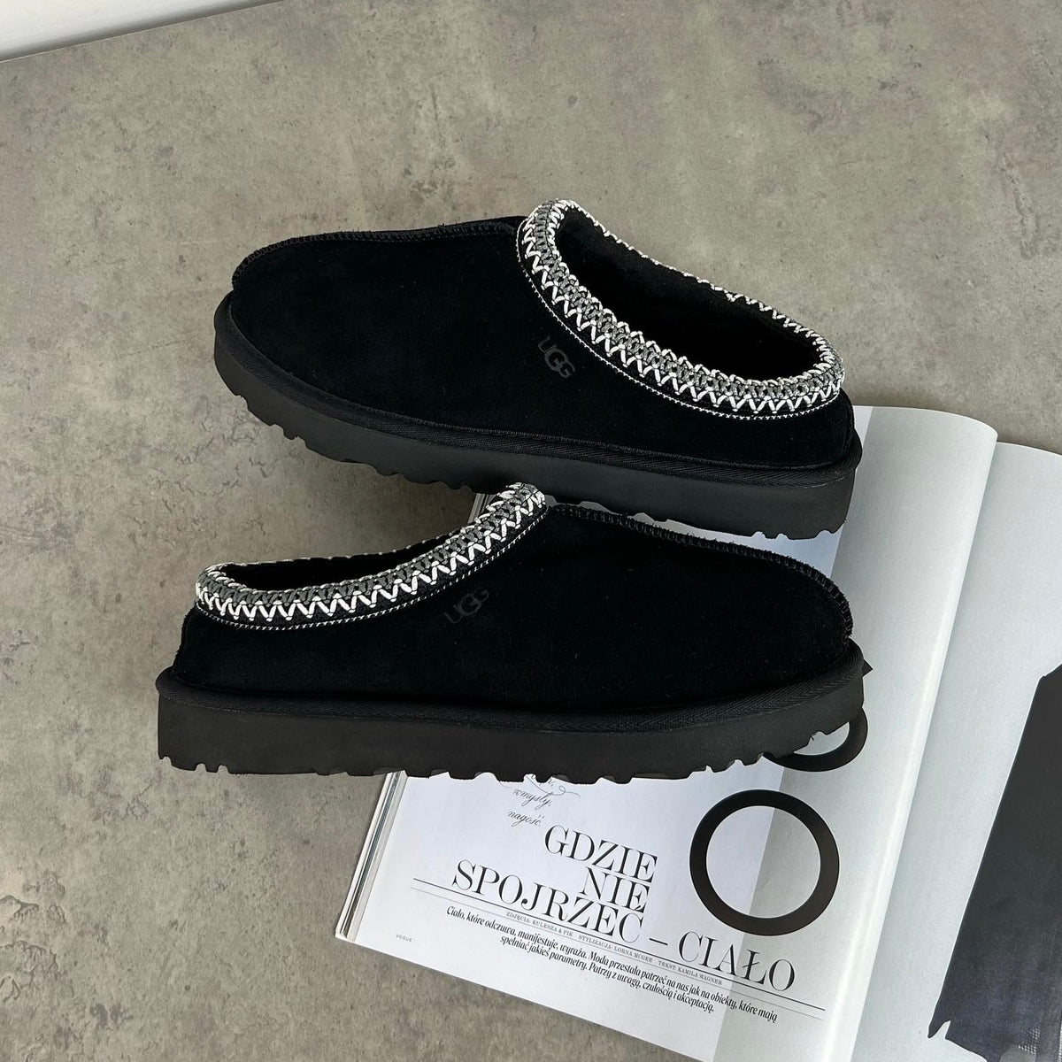 Tasman Slipper in Black