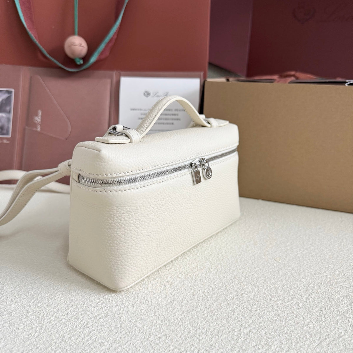 LP Extra Pocket L19 in White